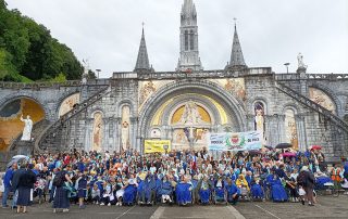 Photo officielle délégation diocèse de Nice Lourdes 2022