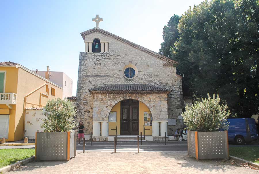 église Saint Joseph d'Azurville Antibes La Fontonne